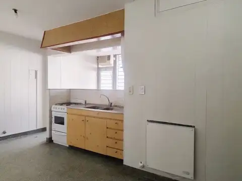 Casa en Alquiler con 2 cocheras