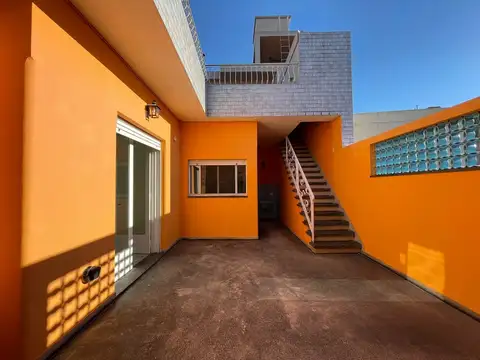 Gran casa 4 amb con patio y terraza a la Venta ubicado en Nueva Pompeya, Capital Federal, Buenos Aires