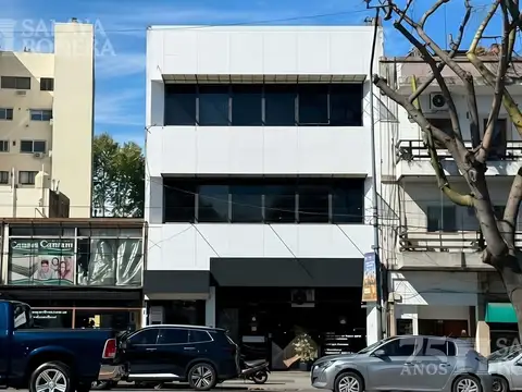 Edificio de oficina en Venta en Olivos