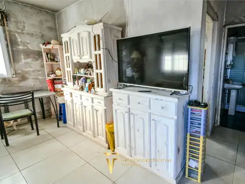 Casa 3 ambientes en Mar de Ajó con cochera - Amplio terreno - salida también  a Dolores