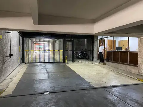 RECOLETA VENTA COCHERA FIJA CUBIERTA MTS AV STA FE