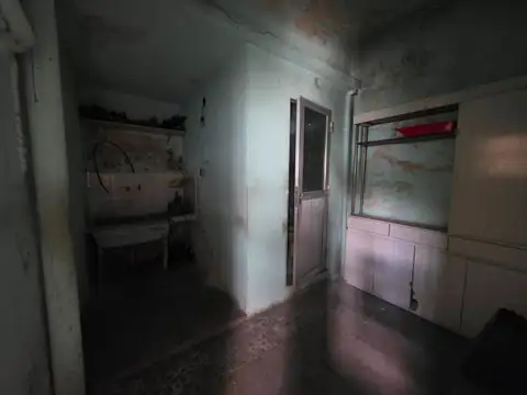 Venta  Casa 7 ambientes  con cochera Sarandí