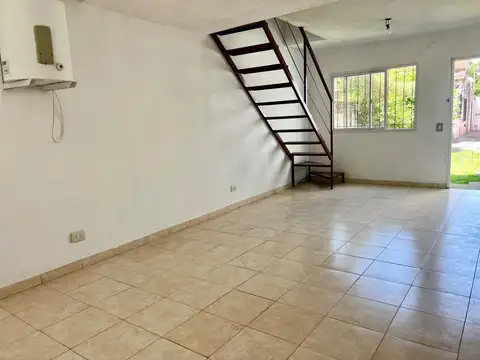 DUPLEX EN VENTA.  .