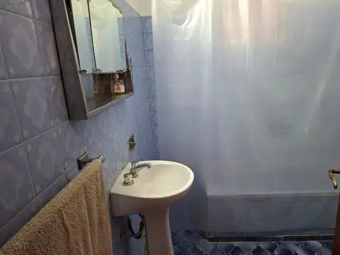 Depto Tipo Casa 4 ambientes con 2 baños