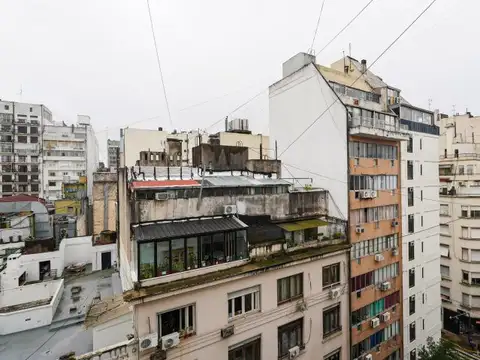 Oficina en Venta 50 años