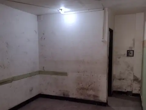 Local en Alquiler Via Púb.