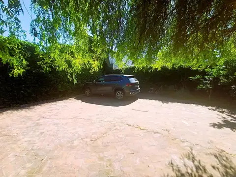 Depto Tipo Casa en Venta con 1 cocheras