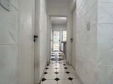 Venta casa URGENTE LOTE 10X54,52  Lomas de Zamora