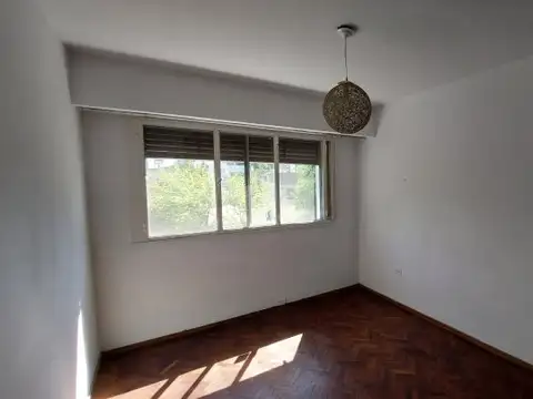 Departamento en Alquiler en Luis Agote, $ 550.000