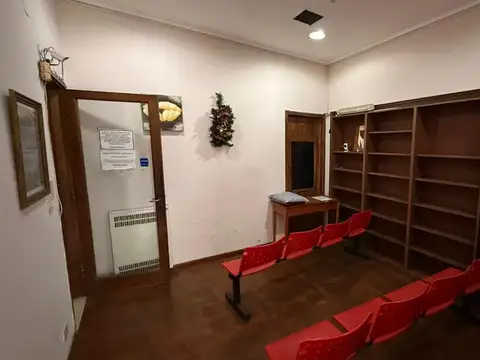 Venta de Departamento grande ideal Profesional en LA PLATA