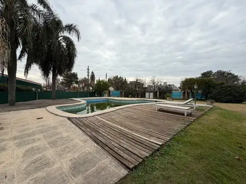Casa en Venta con 1 cochera