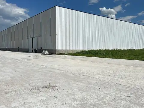 Depósito premium de 12.000 m² en alquiler en Parque Industrial Tecnológico Florencio Varela