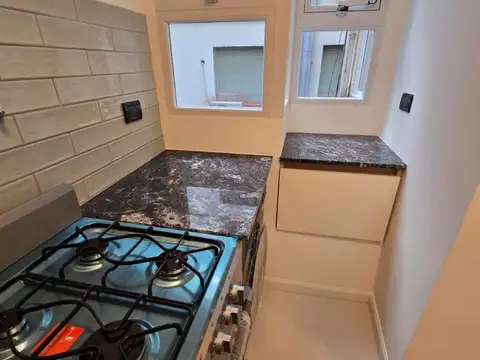 Departamento en venta 3 ambientes reciclado - Plaza Colón