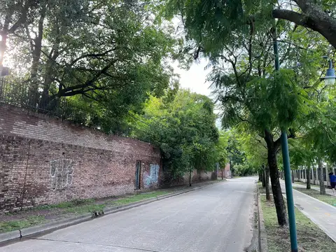 Lasalle al 2100, esquina Roca