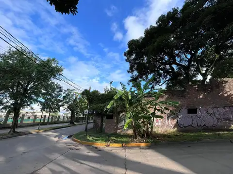 Terreno en Venta 33  mts Frente