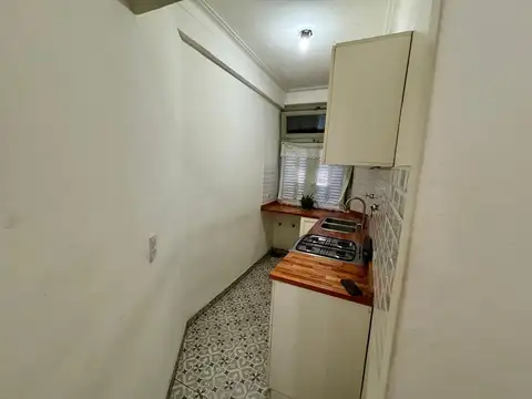 DEPARTAMENTO| 2 AMBIENTES| BALCON CORRIDO| PARQUE CHACABUCO| COCINA SEMI INTEGRADA|
