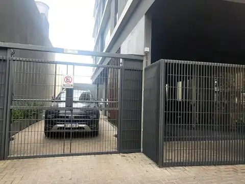 Cochera en La Lucila-Vias/Maipu