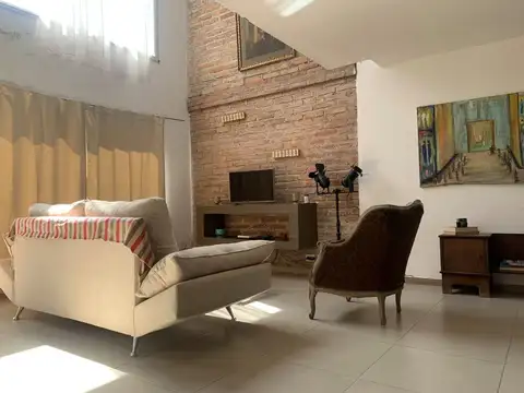 Venta de Duplex en Quinta sección