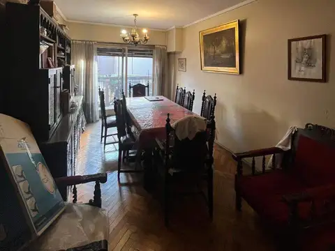 Departamento en Venta en Villa del Parque, USD 160.000