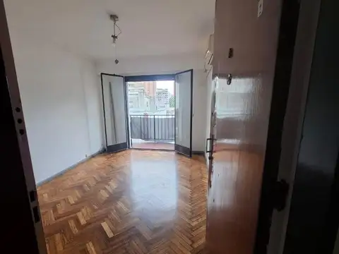 3 AMB CON BALCON AL FRENTE