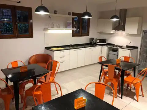 Casa 6 ambientes con 3 baños