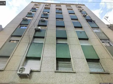 Teniente General Juan Domingo Perón 1147 esquina Libertad y Cerrito