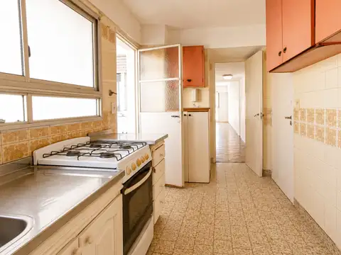 Departamento 4 ambientes con 2 baños