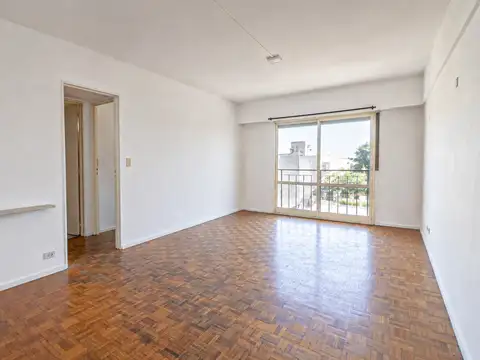 VENTA DEPARTAMENTO 4 AMBIENTES CON LAVADERO EN SAN TELMO