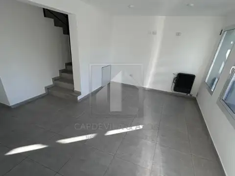 Casa en Alquiler en Barrio Norte 2, $ 1.200.000