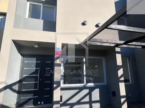 Casa en Alquiler de 3 dormitorios
