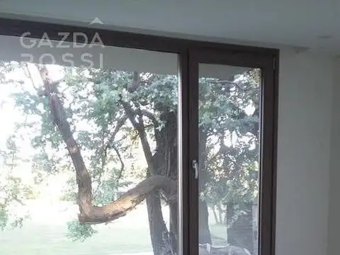 Importante casa a estrenar en Saint Thomas Este