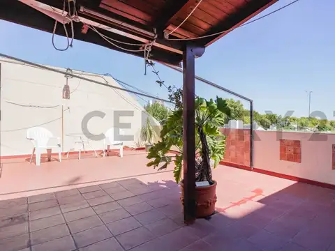 Fernandez 200, Piso 1