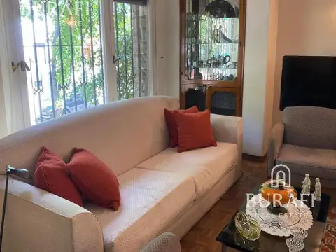 Casa 7 ambientes con 4 baños