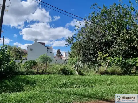 Terreno en Venta 17  mts Fondo