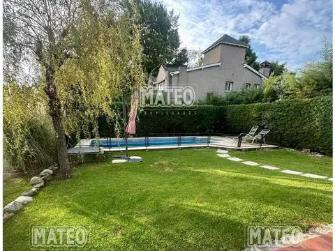 Casa 3 ambientes con 2 baños