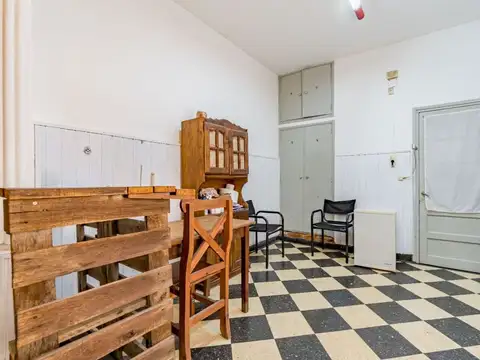 CASA PB 2 DORMI, COCHERA Y PATIO EN VENTA ECHESORT