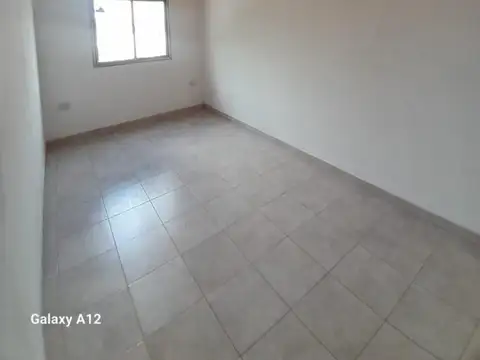 Departamento en Alquiler en Carabassa, $ 430.000