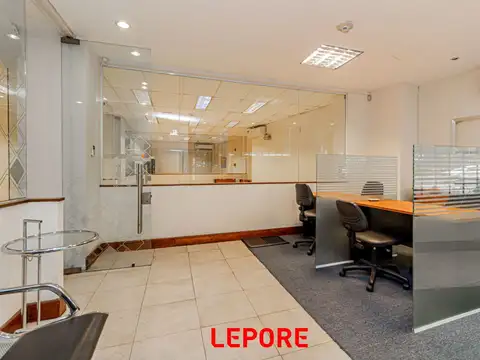 Avenida Leandro N. Alem 800