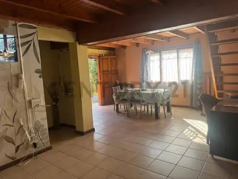 VENTA CASA SAN MARTIN DE LOS ANDES  + DEPARTAMENTO 1 DORMITORIO . VILLA VEGA MAI