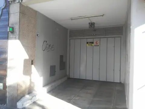 Cochera, Av. Santa Fe 4900, Palermo