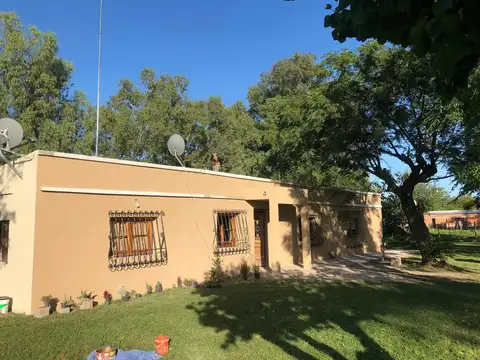 Venta Permuta Casa De Campo