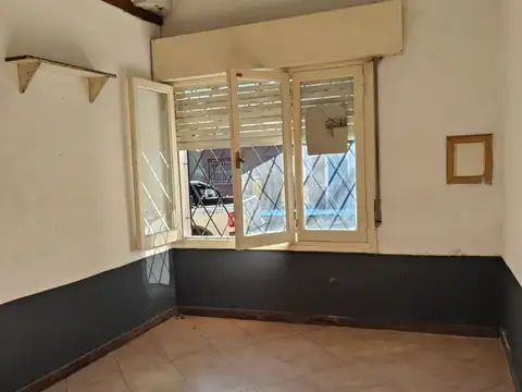 Depto Tipo Casa en Alquiler en Olivos, $ 270.000
