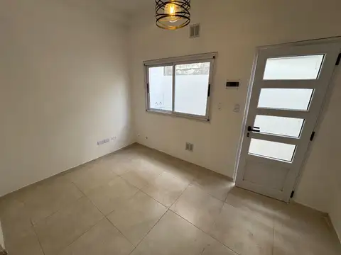 Depto Tipo Casa en Venta en Liniers, USD 89.900