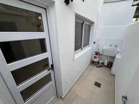 Depto Tipo Casa en Venta de 2 ambientes
