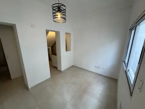Depto Tipo Casa en Venta de 1 dormitorio
