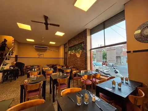 Local comercial gastronómico en La Perla en venta