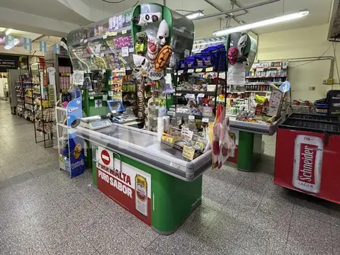 Avenida Mengelle 900