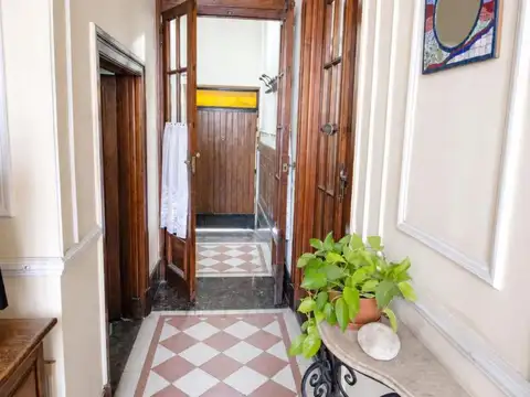 Depto Tipo Casa en Venta en Flores, USD 230.000