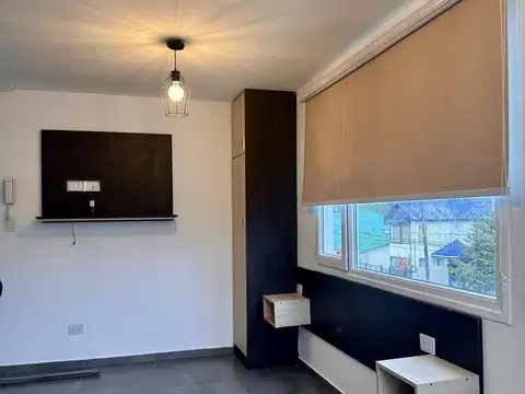 ALQUILER MONOAMBIENTE CALLE INDEPENDENCIA 213