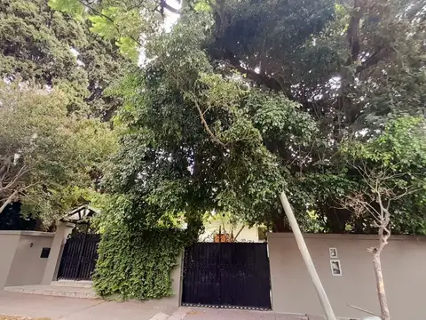 Casa en Venta en Vicente Lopez, USD 1.690.000